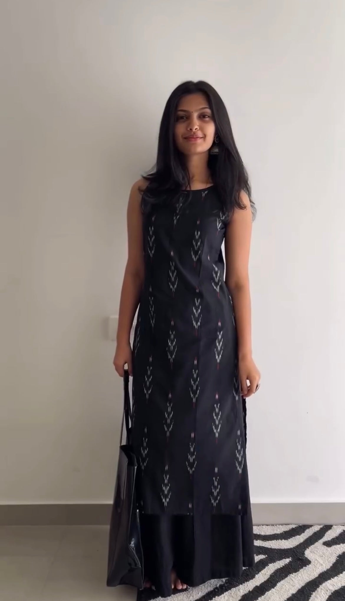 Ikat Elegance Sleeveless Kurta Set