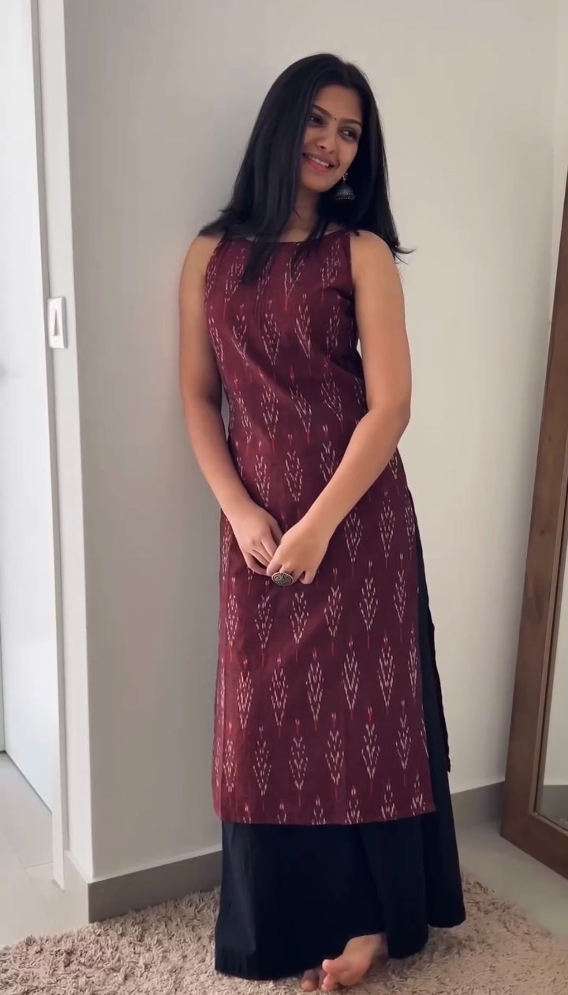 Ikat Elegance Sleeveless Kurta Set